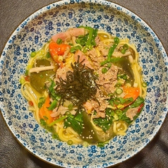 牛肉と野菜の具だくさんスパゲティーバター醤油仕立て