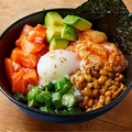 料理メニュー写真&nbsp;韓国風ネバとろサーモン丼