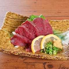 桜肉 赤身刺し