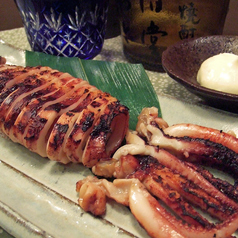 イカのだし醤油漬け一本丸ごと炭火焼き