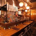 18席というコンパクトな店内の特性を活かし、少人数グループでの店舗貸切相談も承っております。職場のお集まりやプライベートなパーティーなど、周囲を気にせず一体感のあるひとときをお過ごしいただけます。