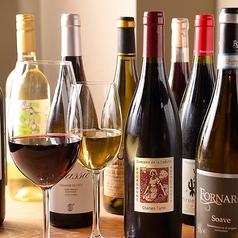 【ソムリエ厳選ワイン】イタリア・フランスワインを主に、アメリカ・ニュージーランド・スペインなど世界から選りすぐりのワインが常時50種♪　国産ワインやＢＩＯワインもご用意しておりますので、お気軽にお問合せください。052‐737‐1788　熊川