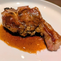 仔羊のTボーンステーキ