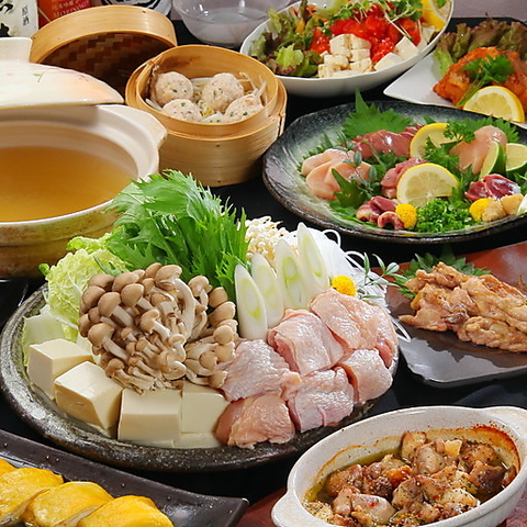 圧倒的に鮮度の良い夕引き地鶏のみを使用し、食べる者みなを魅了させる地鶏専門店です