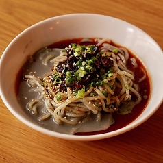 ヤンメエメエ一膳担々麺