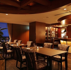 マリーナバー&レストランの写真3