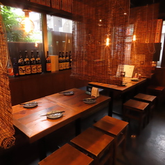 ≪テーブル席≫気の合う仲間と楽しく食べたい♪飲みたい♪いつ来ても心温まる笑顔がある、活気があるから疲れも忘れ元気になれる！少～中人数のお客様向け☆会社帰りの飲み会・ママ会・女子会・パパ会などにも◎貸し切りもご相談ください～歓送迎会や忘新年会など様々なシーンにもご利用いただけます。
