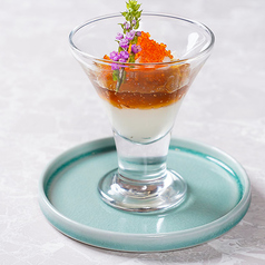 オマール海老のジュレと季節野菜のムースのカクテル