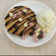 クリームパンケーキ