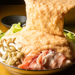 あっさりとした中に凝縮された奥深い旨味の塩モツ煮込み