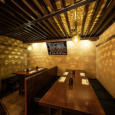 ワインと串揚げ こぱん 先斗町店の雰囲気2