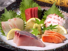 刺身盛り合わせ