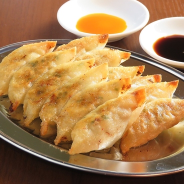 呑喰道楽 ギョーザベースのおすすめ料理1
