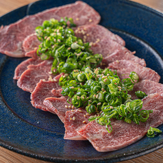 和牛ツラミ刺し