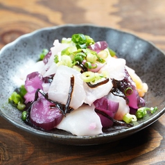 海鮮としば漬けの塩昆布和え