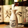 〈鮮度にこだわる日本酒！〉滋賀県の「七本鎗」や三重の「作」など、期間限定でご用意！なくなったらその都度入れ替えるのはもちろん、温度管理も徹底しております◎新鮮な日本酒の旨みを存分に味わってください！