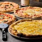 ナポリのカプート社製小麦を使った窯焼きピッツァ!!店内で発酵させた生地は柔らかモチモチで絶品♪