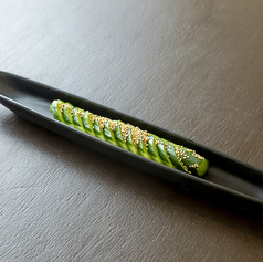 きゅうり一本漬け/ながまサラダ（キャベツの千切り）自家製ドレッシング