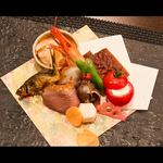 北海道はもちろん、全国の旬の食材を仕入れ！料理とともに季節の移ろいも味わっていただけます。