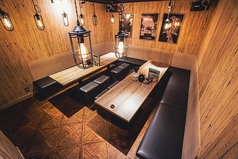 最大18-20名様まで入れるカラオケ個室あります！