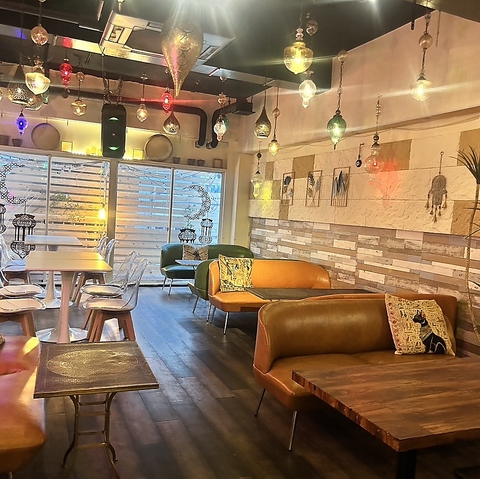なんば/心斎橋/エジプト料理/18時まではカフェランチ！/18時以降はシーシャバー！