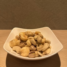 ミックスナッツ