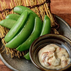 スナップエンドウ~酒盗マヨ添え~