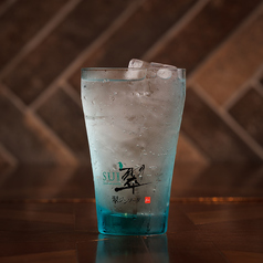 翠ジンソーダ