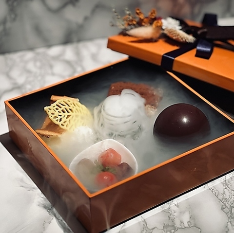 EIGHT エイト(並木・袋町/ダイニングバー・バル)＜ネット予約可