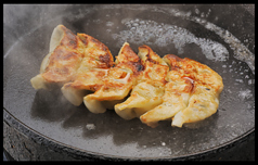 鹿児島黒豚の焼き餃子