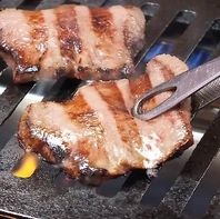 外は香ばしく中はジューシー◎肉汁と旨みを凝縮