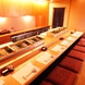 寿司屋の特等席…職人の技を眺められるカウンター席