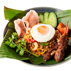 ナシゴレンプレート　～インドネシア風炒飯とサテー～