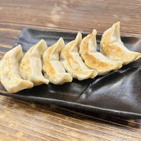 ダンダダンこだわりの「肉汁焼餃子」