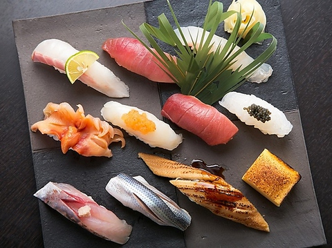 厳選された食材を使用。素材の旨みを最大限生かしたお寿司をご堪能ください。