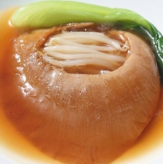 フカヒレの姿煮込み