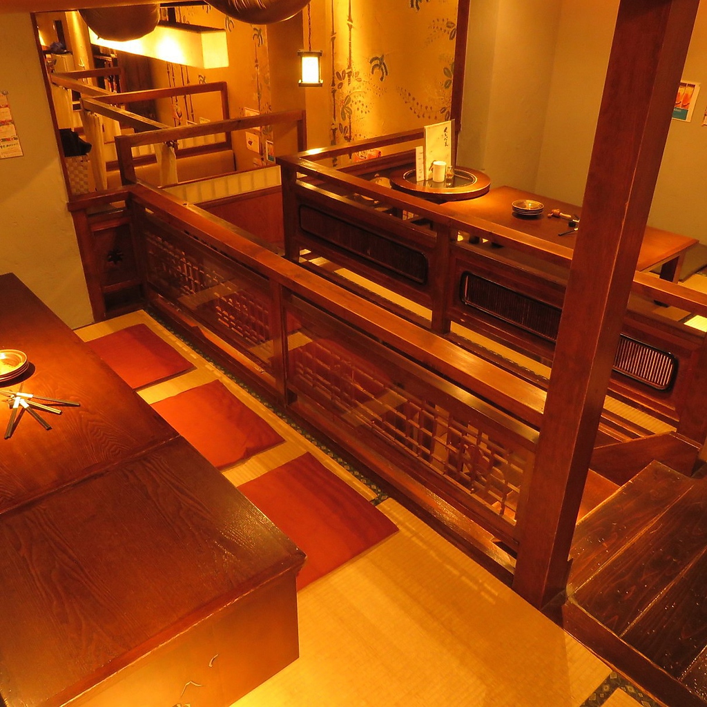 2階ロフト宴会席のご用意ございます。最大24名様までワンフロア貸切でご予約いただけます！