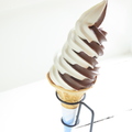 料理メニュー写真&nbsp;〈SOFT CREAM〉北海道ミルク/チョコレート/ミックス(ミルク＆チョコ)