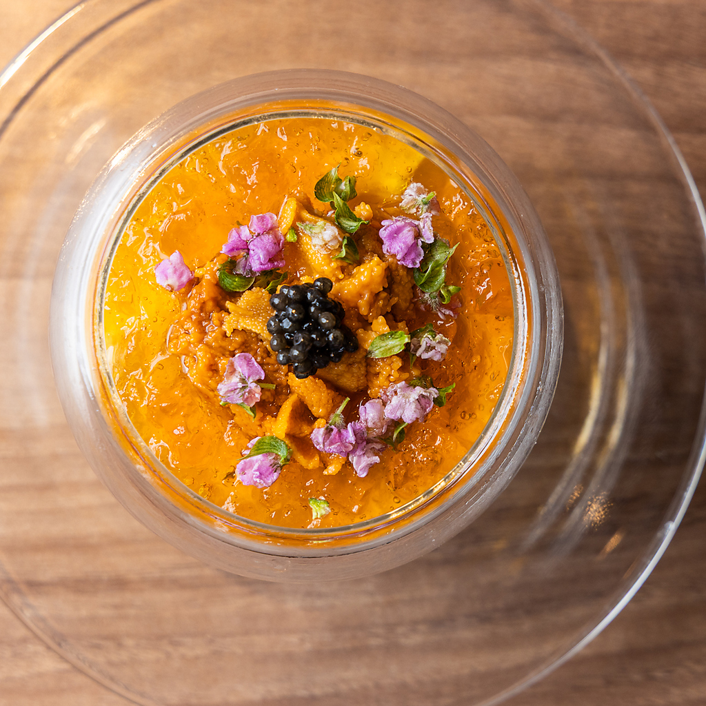 雲丹、キャビアを添えたお米のババロア