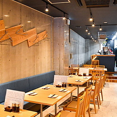 SABA食堂 吉祥寺 小助酒場の雰囲気2