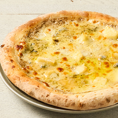 トリュフ香る クワトロフォルマッジ