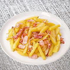 じゃがいもとベーコンの炒め