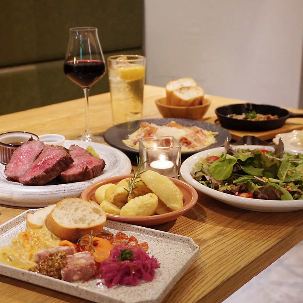 飲み放題付き5000円コースが人気！満足感ありコスパ良し。