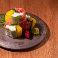 料理メニュー写真&nbsp;トロたく生春巻き