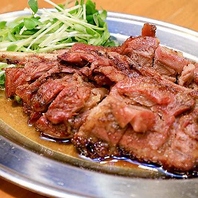 各地の名物鶏料理が楽しめるお店です◎