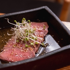 牛タン刺し ごま油