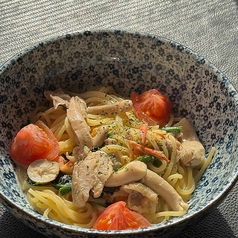 鶏もも肉と野菜の柚子胡椒クリームの写真