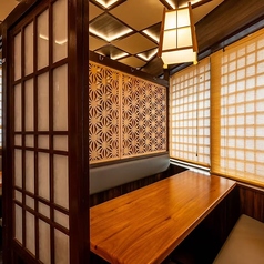 炉端と酒 焔 神田の雰囲気1