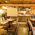 パーティーを盛上げる設備が充実！ＤＪ機材・大型スクリーン・音響など、様々なパーティーに対応★