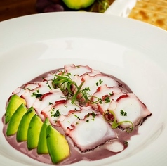 タコのオリーブソースがけ